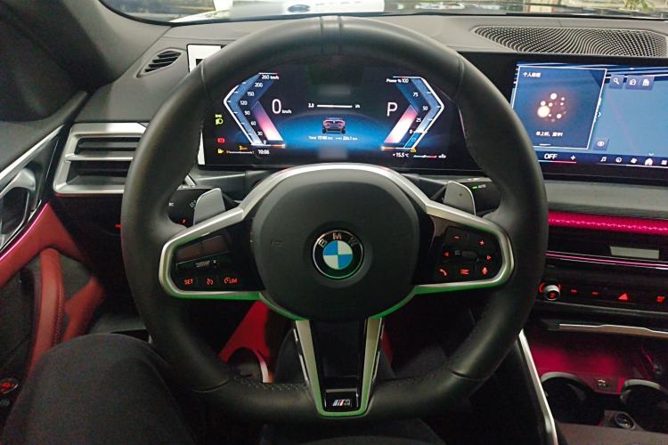 Used BMW 4 Series 2024 425i Convertible M Sport Package Steering Wheel