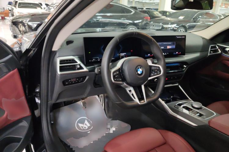 Used BMW 4 Series 2024 425i M Sport Package Steering Wheel