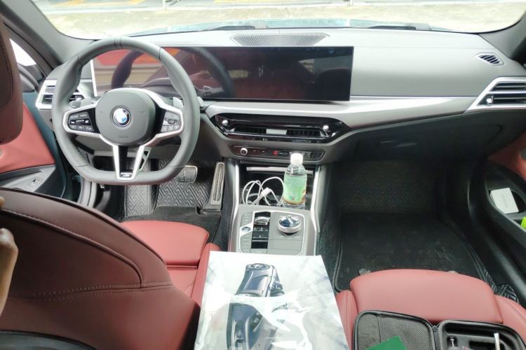Used BMW 4 Series 2024 430i M Sport Night Edition Center Console
