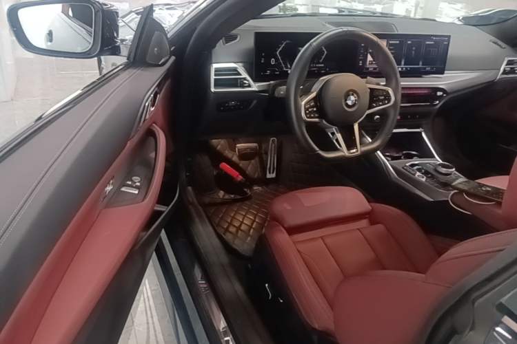 Used BMW 4 Series 2024 430i M Sport Night Edition Driver Seat