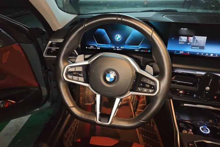 Used BMW 4 Series 2024 425i M Sport Package Steering Wheel