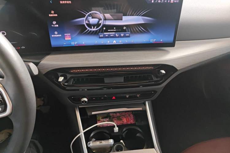Used BMW 4 Series 2024 425i M Sport Package Audio And AC Panel