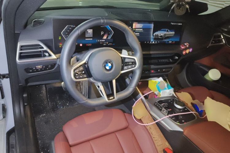 Used BMW 4 Series 2024 430i M Sport Night Edition Center Console