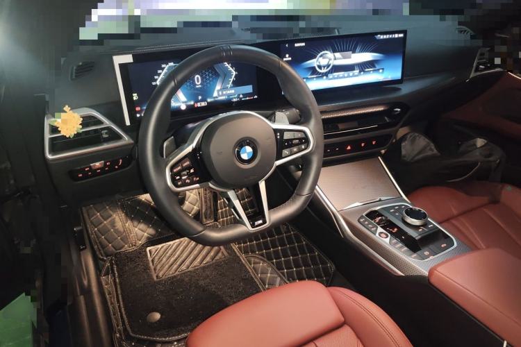 Used BMW 4 Series 2024 430i Convertible M Sport Night Edition Package Center Console