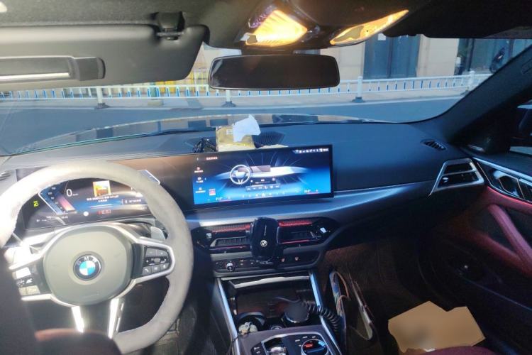 Used BMW 4 Series 2024 430i M Sport Night Edition Center Console
