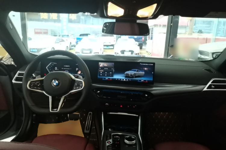 Used BMW 4 Series 2024 430i M Sport Night Edition Center Console