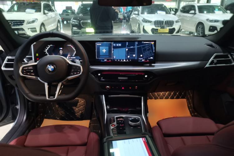 Used BMW 4 Series 2024 430i Gran Coupe M Sport Night Edition Package Center Console