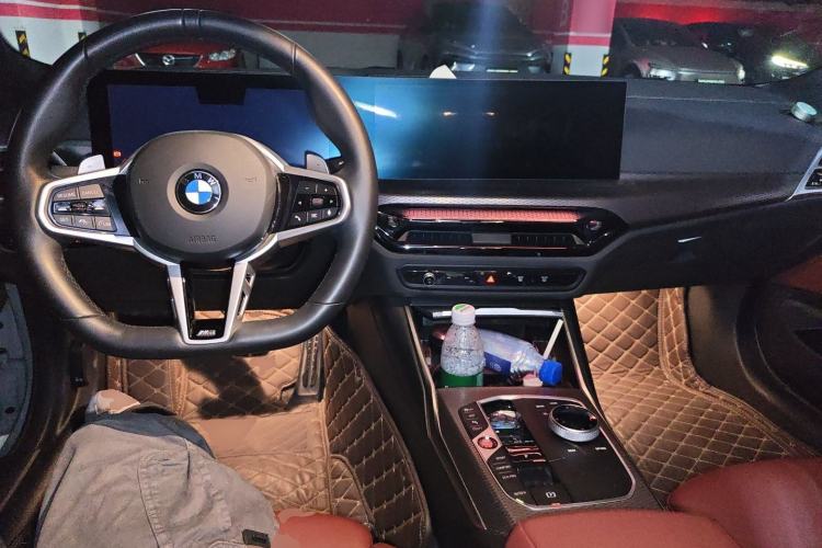 Used BMW 4 Series 2024 430i M Sport Night Edition Center Console