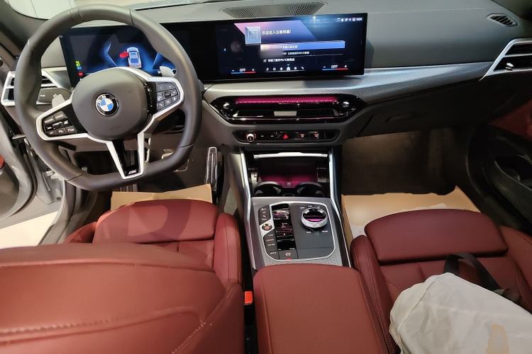 Used BMW 4 Series 2024 430i M Sport Night Edition Center Console