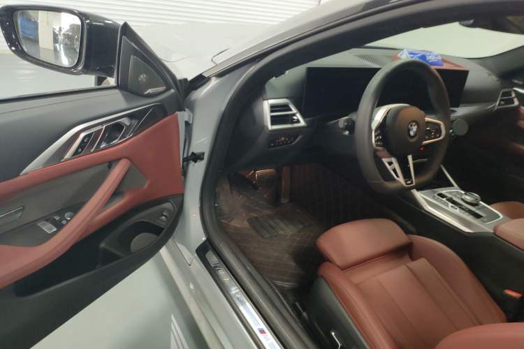 Used BMW 4 Series 2024 430i M Sport Night Edition Driver Seat