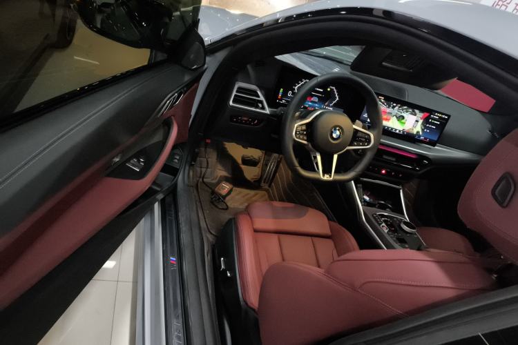 Used BMW 4 Series 2024 430i M Sport Night Edition Driver Seat
