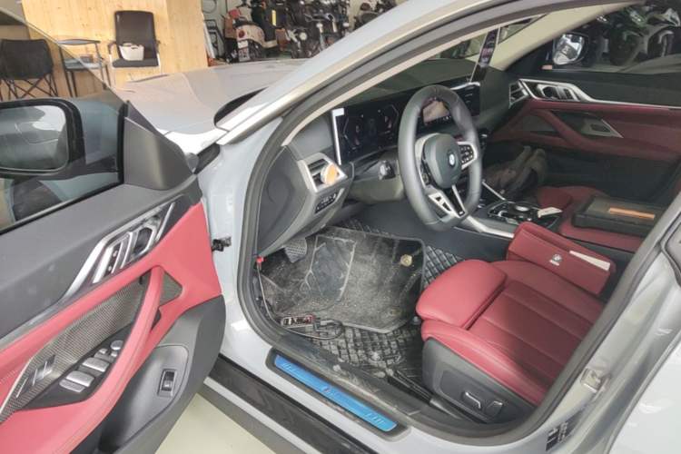 Used BMW 4 Series 2024 425i Gran Coupe M Sport Package Driver Seat