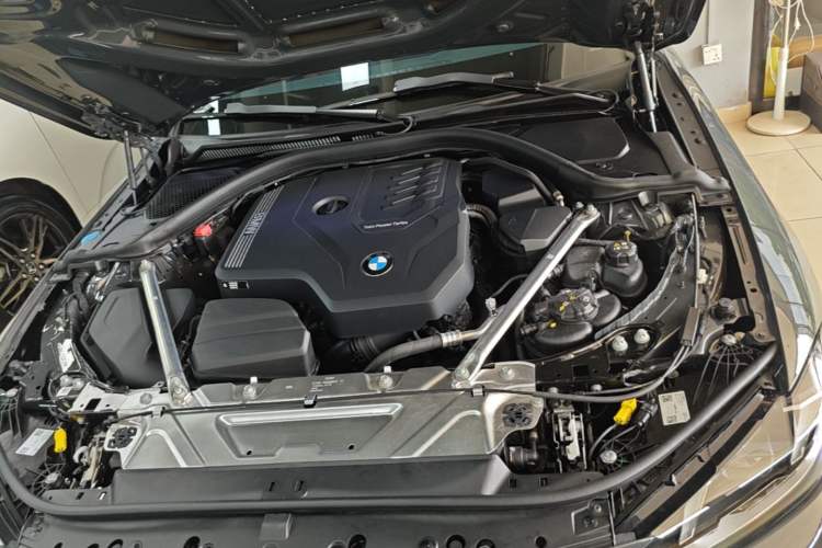 Used BMW 4 Series 2024 430i M Sport Night Edition Engine Bay