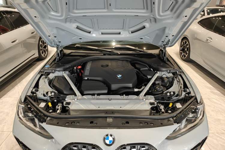 Used BMW 4 Series 2024 430i M Sport Night Edition Engine Bay