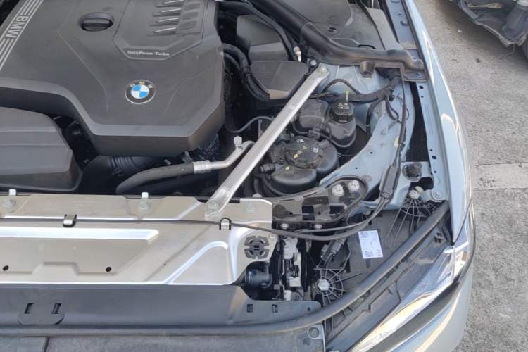 Used BMW 4 Series 2024 430i M Sport Night Edition Engine Bay Left