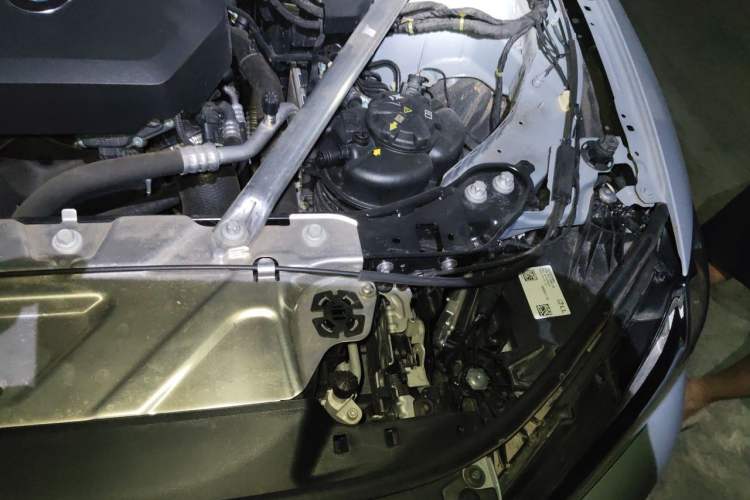Used BMW 4 Series 2024 425i Gran Coupe M Sport Package Engine Bay Left