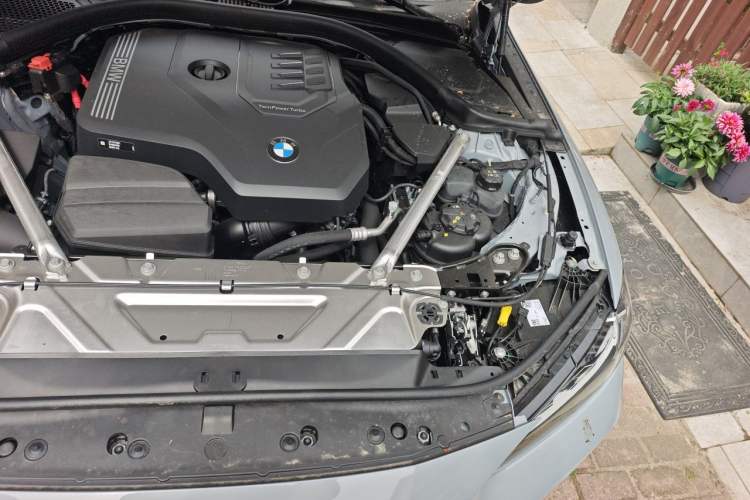 Used BMW 4 Series 2024 430i M Sport Night Edition Engine Bay Left