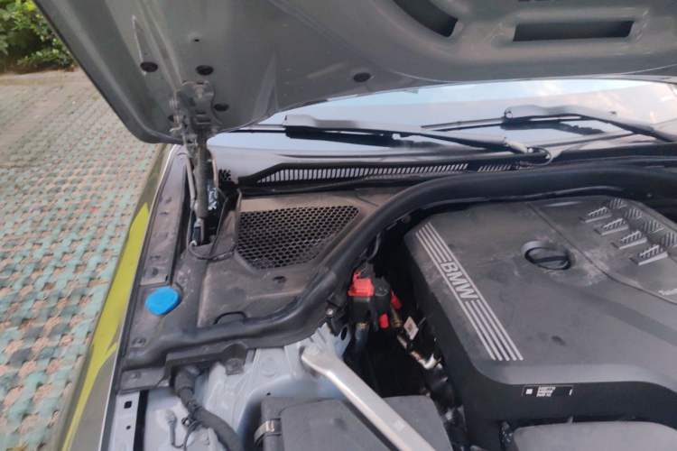 Used BMW 4 Series 2024 430i M Sport Night Edition Engine Bay Right
