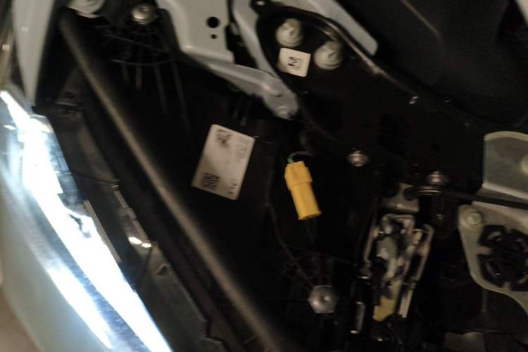 Used BMW 4 Series 2024 430i M Sport Night Edition Engine Bay Right