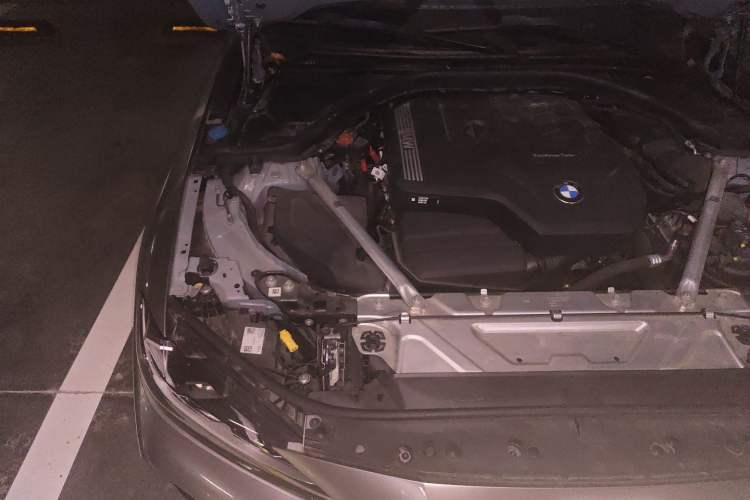 Used BMW 4 Series 2024 430i M Sport Night Edition Engine Bay Right