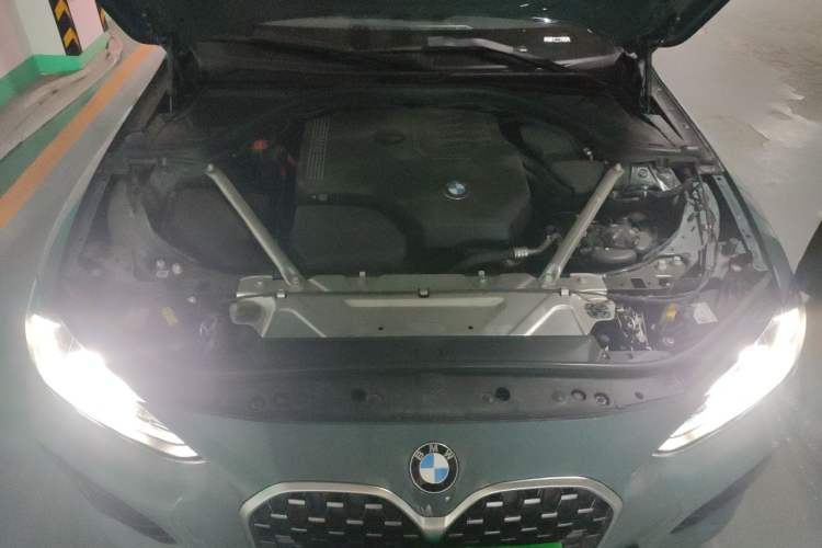 Used BMW 4 Series 2024 425i Convertible M Sport Package Engine Bay
