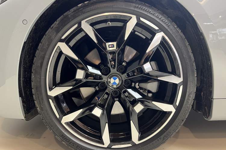 Used BMW 4 Series 2024 430i M Sport Night Edition Exterior 4