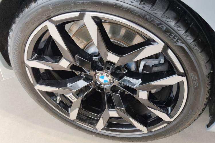 Used BMW 4 Series 2024 430i M Sport Night Edition Exterior 5