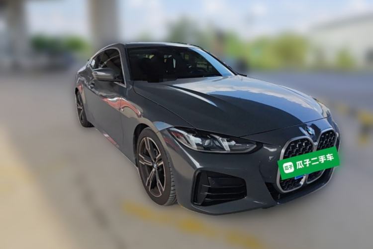 Used BMW 4 Series 2024 425i M Sport Package Front Right 45 Deg