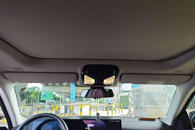 Used BMW 4 Series 2024 425i M Sport Package Headliner
