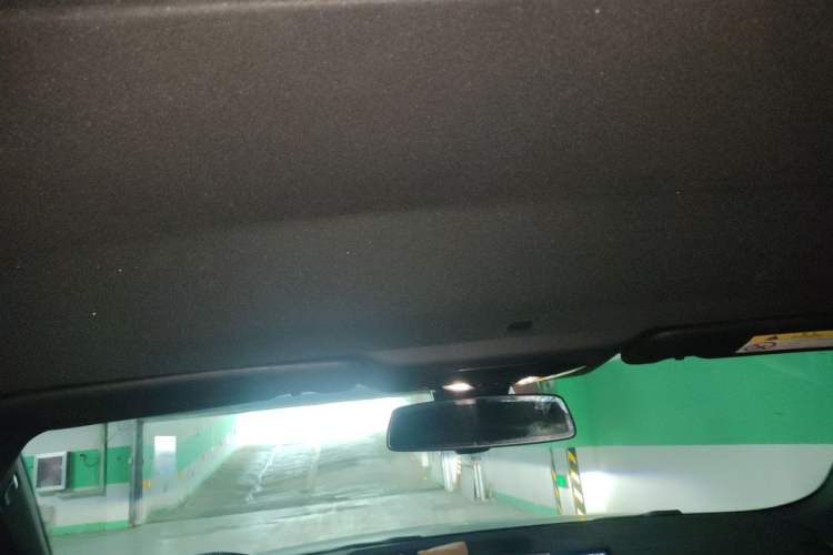 Used BMW 4 Series 2024 425i Convertible M Sport Package Headliner