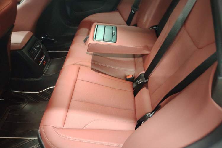 Used BMW 4 Series 2024 430i Gran Coupe M Sport Night Edition Package Interior 4