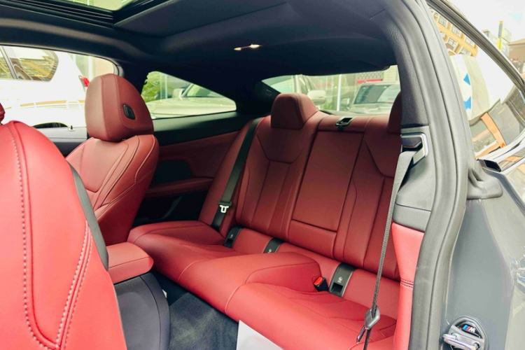 Used BMW 4 Series 2024 430i M Sport Night Edition Interior 5
