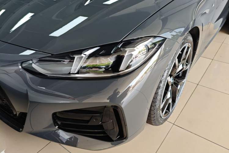 Used BMW 4 Series 2024 430i M Sport Night Edition Left Front Headlight