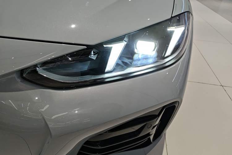 Used BMW 4 Series 2024 430i M Sport Night Edition Left Front Headlight