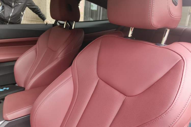 Used BMW 4 Series 2024 430i M Sport Night Edition Left Front Seat