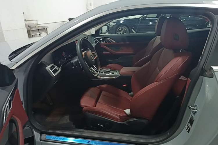 Used BMW 4 Series 2024 425i M Sport Package Left Front Seat