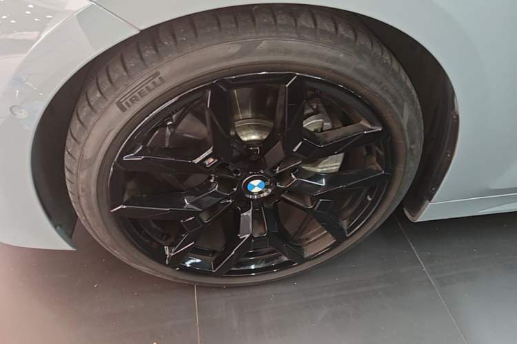 Used BMW 4 Series 2024 430i M Sport Night Edition Left Front Wheel Hub
