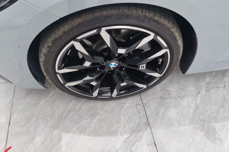 Used BMW 4 Series 2024 430i M Sport Night Edition Left Front Wheel Hub