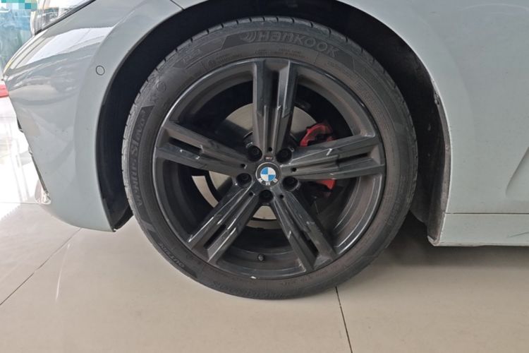 Used BMW 4 Series 2024 425i M Sport Package Left Front Wheel Hub