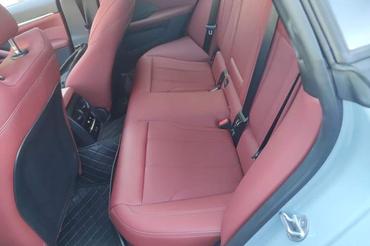 Used BMW 4 Series 2024 430i M Sport Night Edition Left Rear Seat