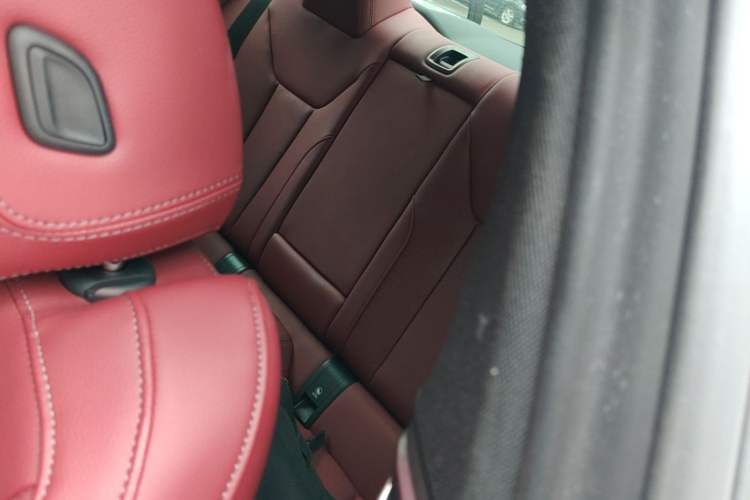 Used BMW 4 Series 2024 430i M Sport Night Edition Left Rear Seat