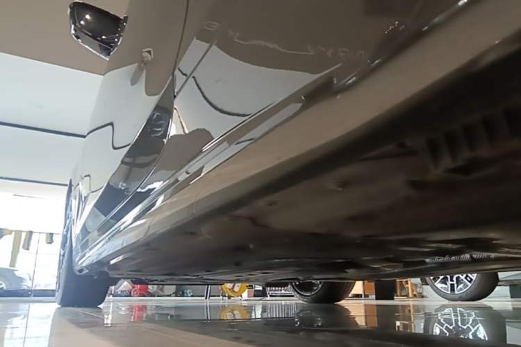 Used BMW 4 Series 2024 430i M Sport Night Edition Left Side Sill