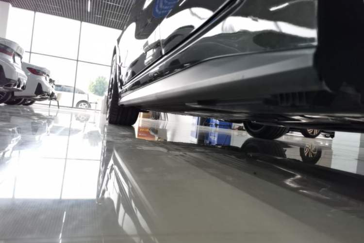Used BMW 4 Series 2024 430i Gran Coupe M Sport Night Edition Package Left Side Sill
