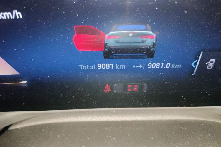 Used BMW 4 Series 2024 425i Convertible M Sport Package Odometer Close Up