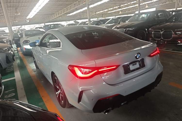 Used BMW 4 Series 2024 425i M Sport Package Rear Left 45 Deg