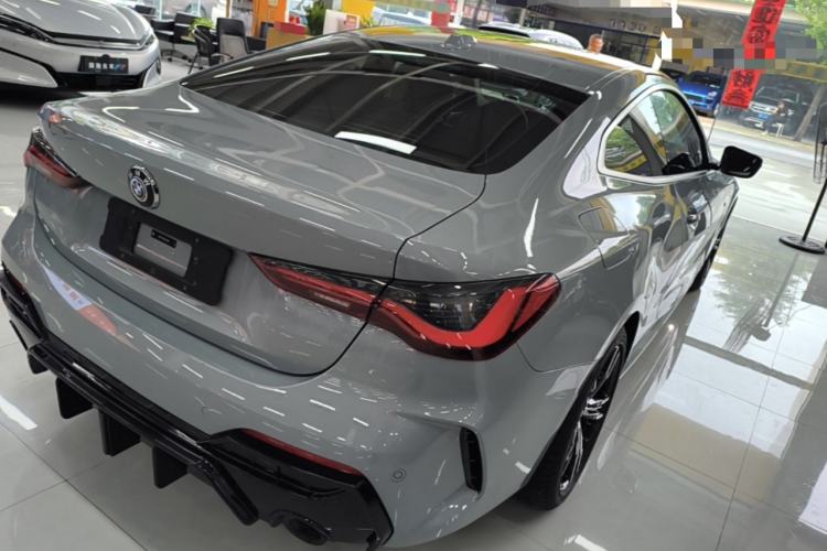Used BMW 4 Series 2024 425i M Sport Package Rear Right 45 Deg