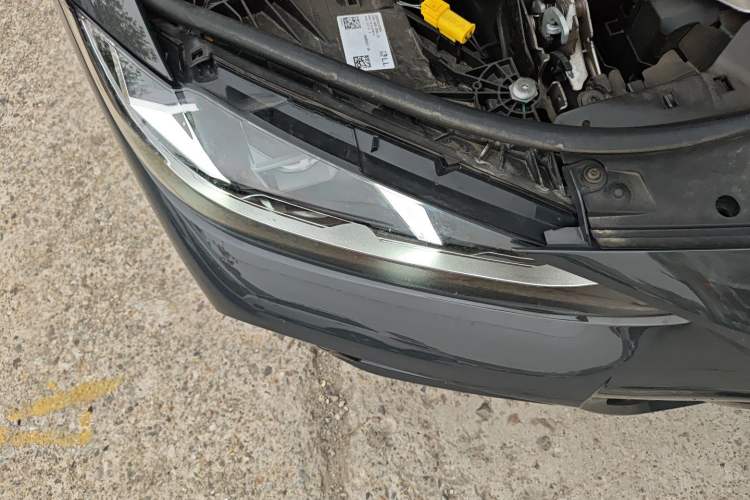 Used BMW 4 Series 2024 430i M Sport Night Edition Right Front Headlight