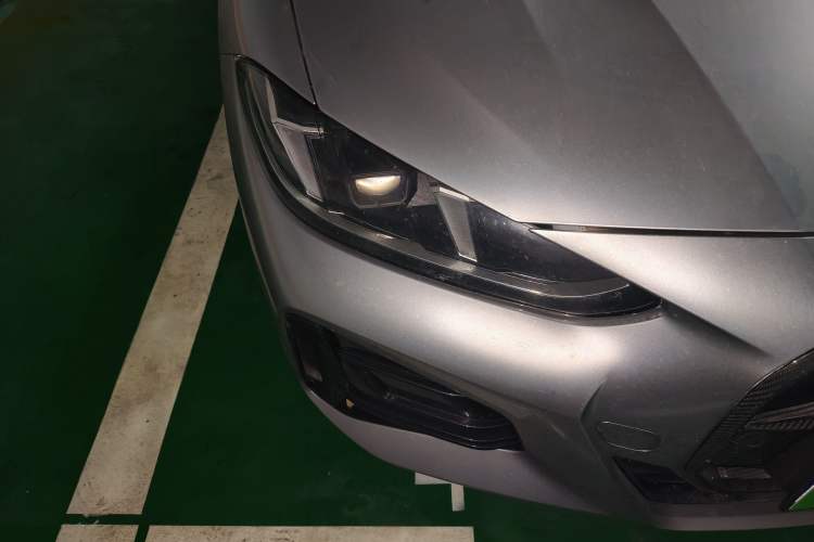 Used BMW 4 Series 2024 430i M Sport Night Edition Right Front Headlight