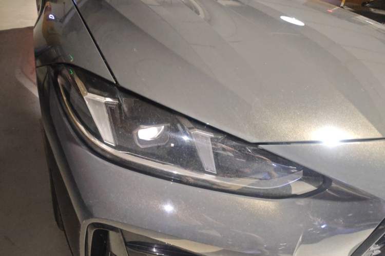 Used BMW 4 Series 2024 430i Convertible M Sport Night Edition Package Right Front Headlight