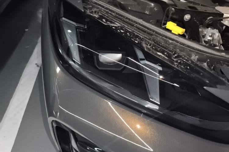 Used BMW 4 Series 2024 430i M Sport Night Edition Right Front Headlight